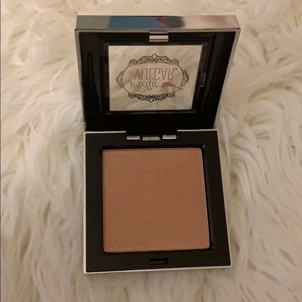 Pretty Vulgar Highlighter